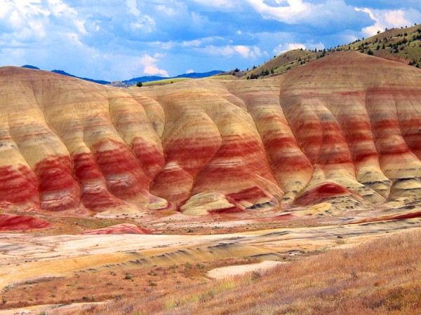 The John Day Fossil Beds: Oregon’s Amazing Painted Hills